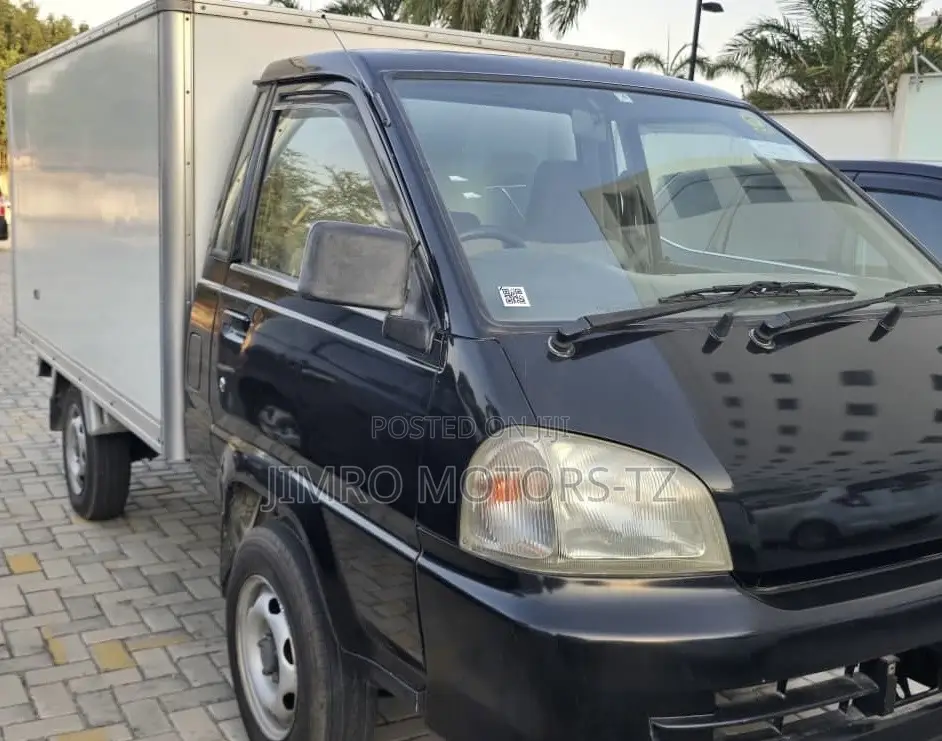 Toyota Town Ace Bei 2001 Blue