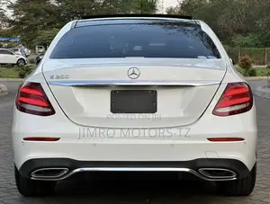 Mercedes-Benz E200 2016 White