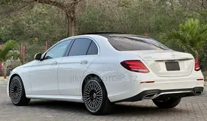Mercedes-Benz E200 2016 White
