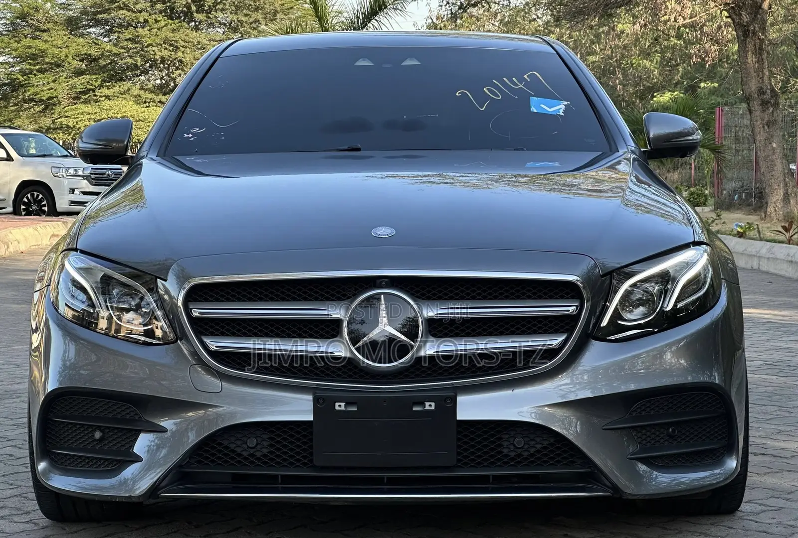 Mercedes-Benz E200 2016 Gray