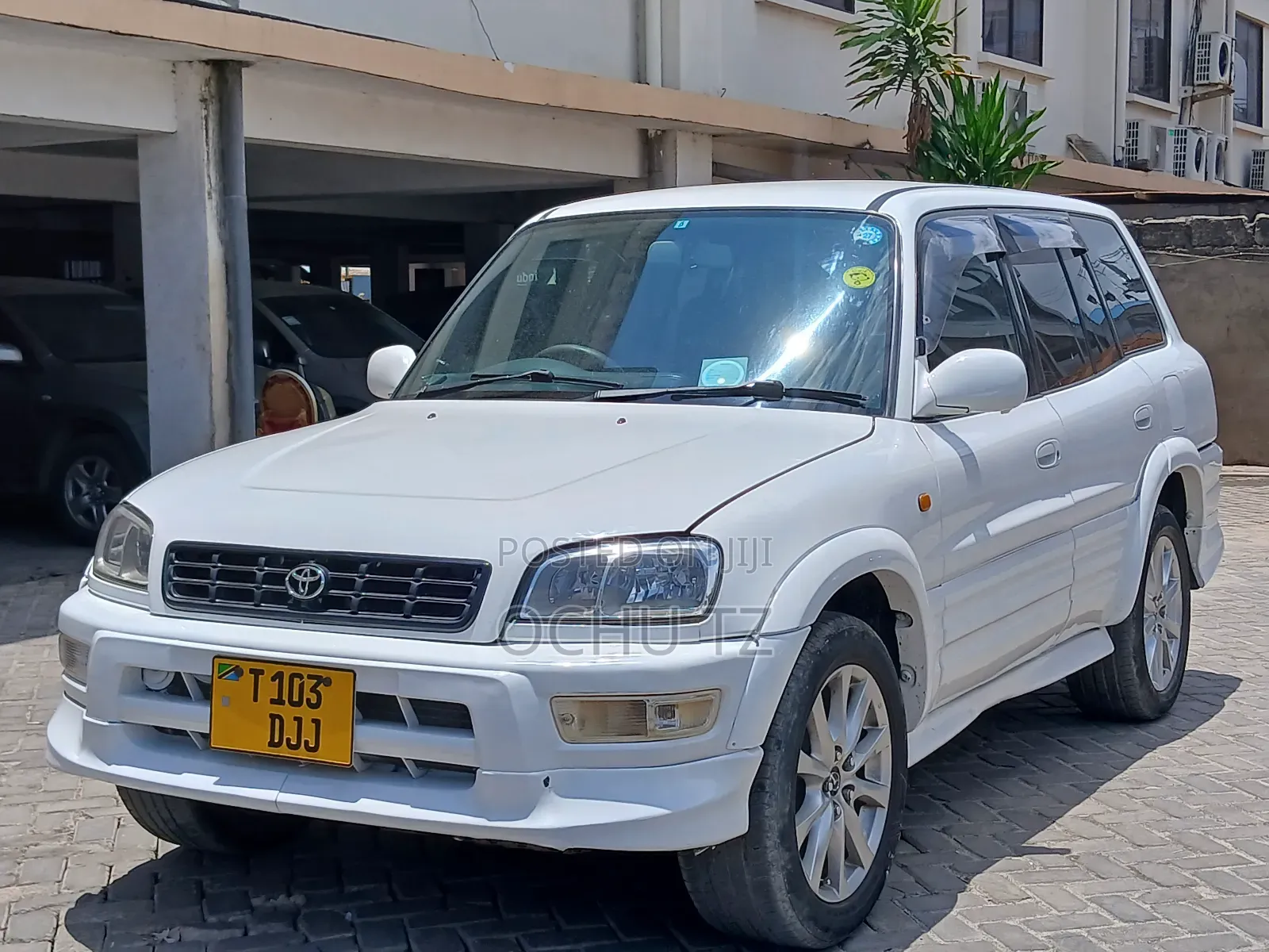 Toyota RAV4 Cabriolet 1998 White