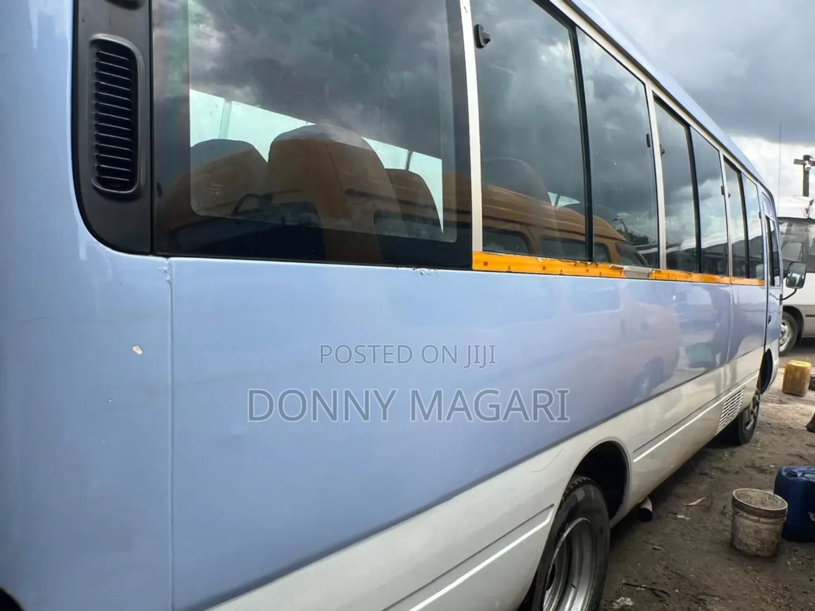 Toyota Coaster 2004 Blue