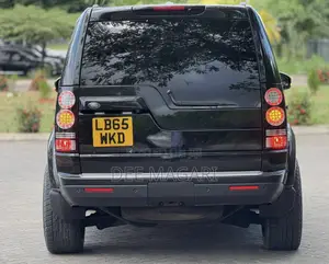 Land Rover Discovery 2016 Black