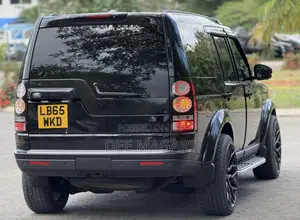 Land Rover Discovery 2016 Black