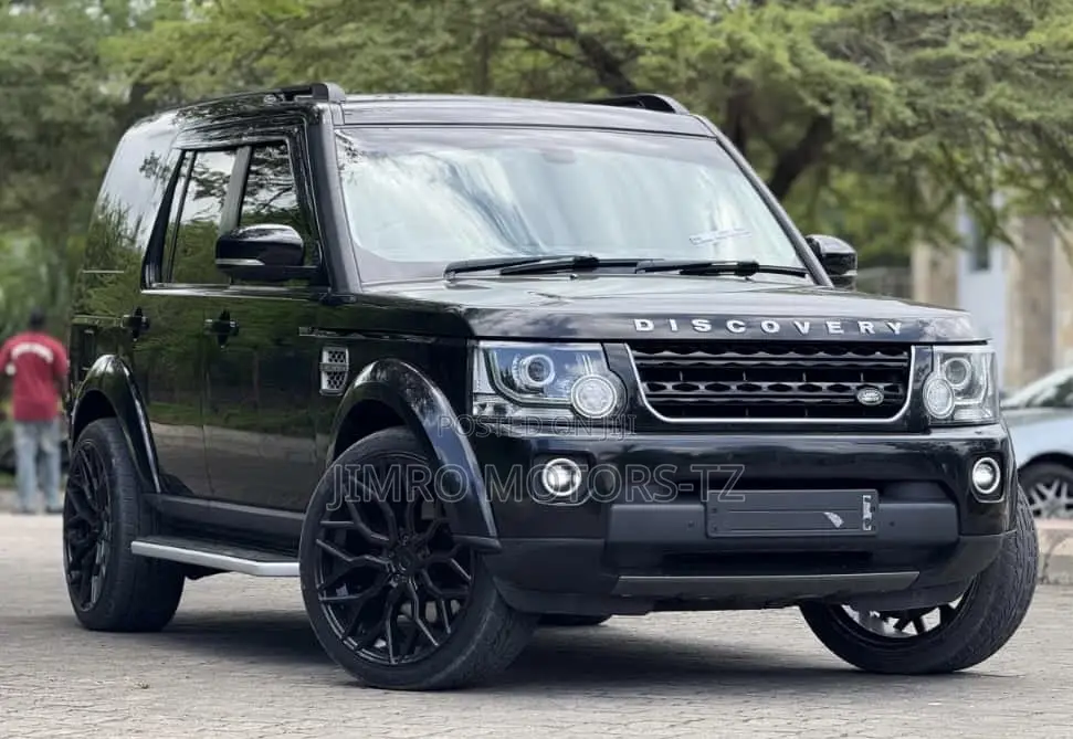 Land Rover Discovery 2016 Black