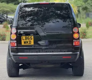 Land Rover Discovery 2016 Black