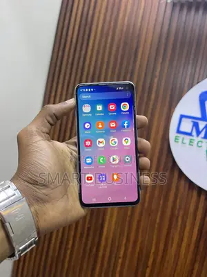 Samsung Galaxy S10e 128 GB Blue