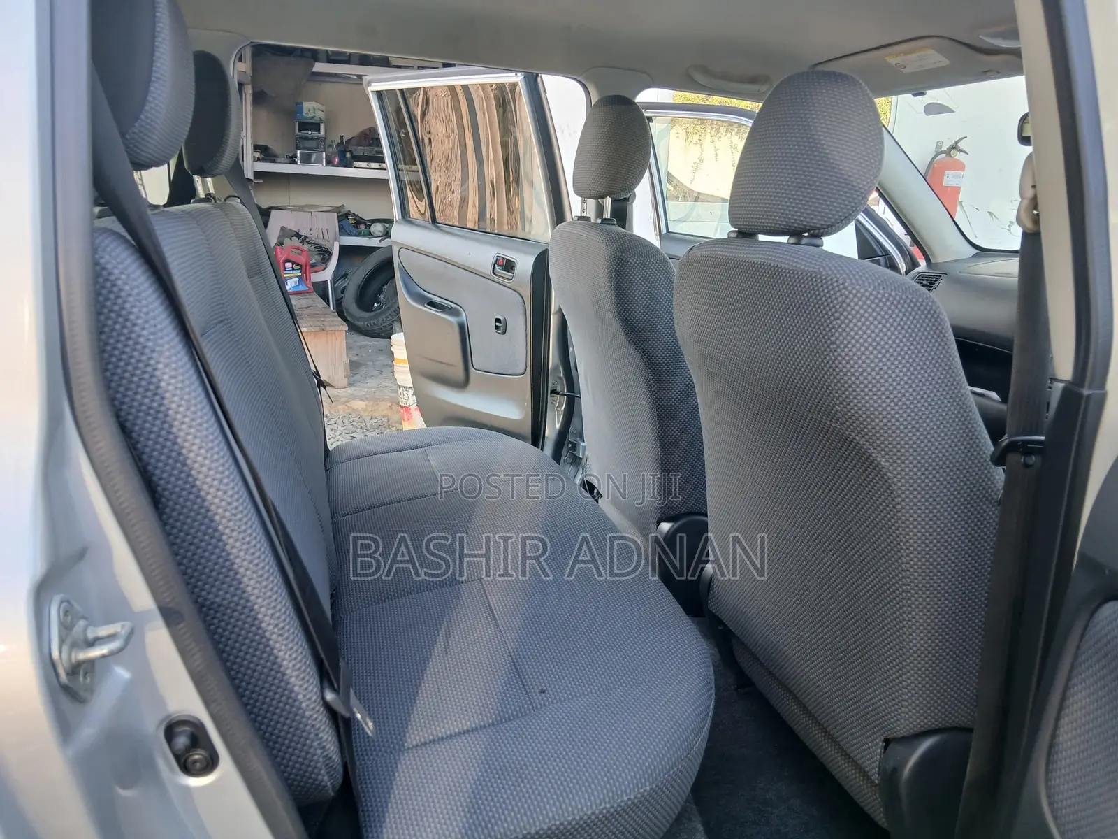 Toyota Succeed 2011 Silver