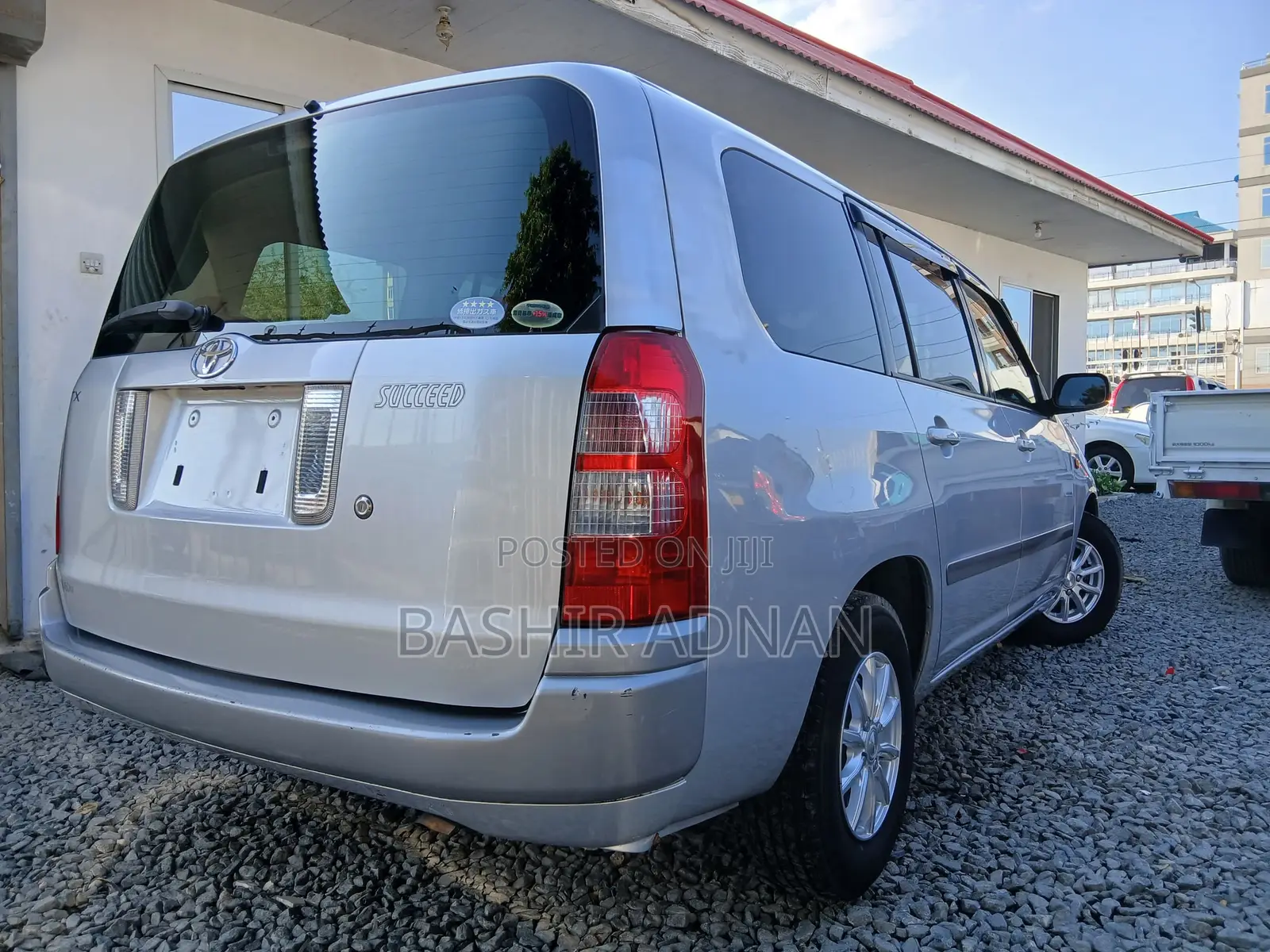 Toyota Succeed 2011 Silver
