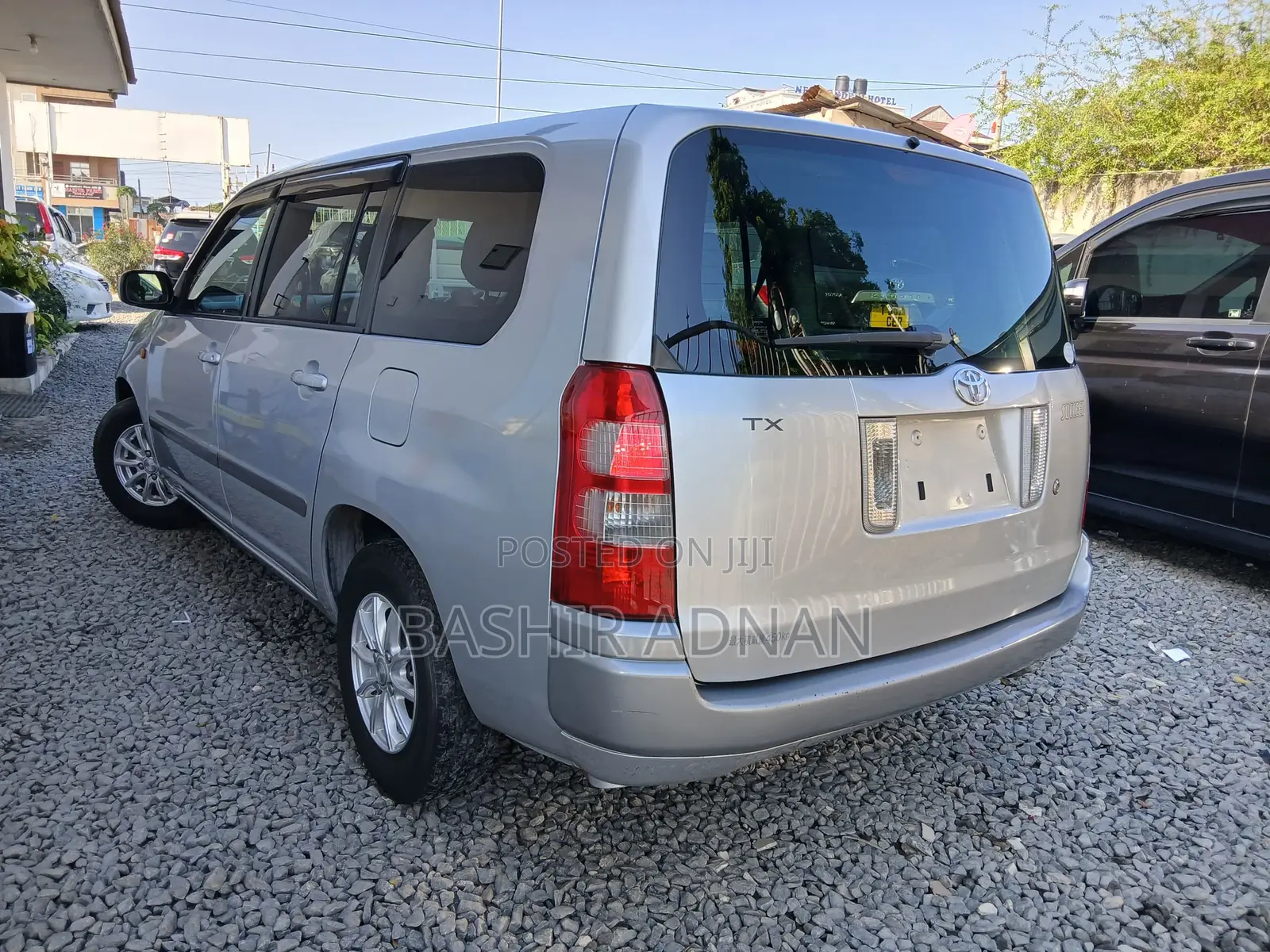 Toyota Succeed 2011 Silver