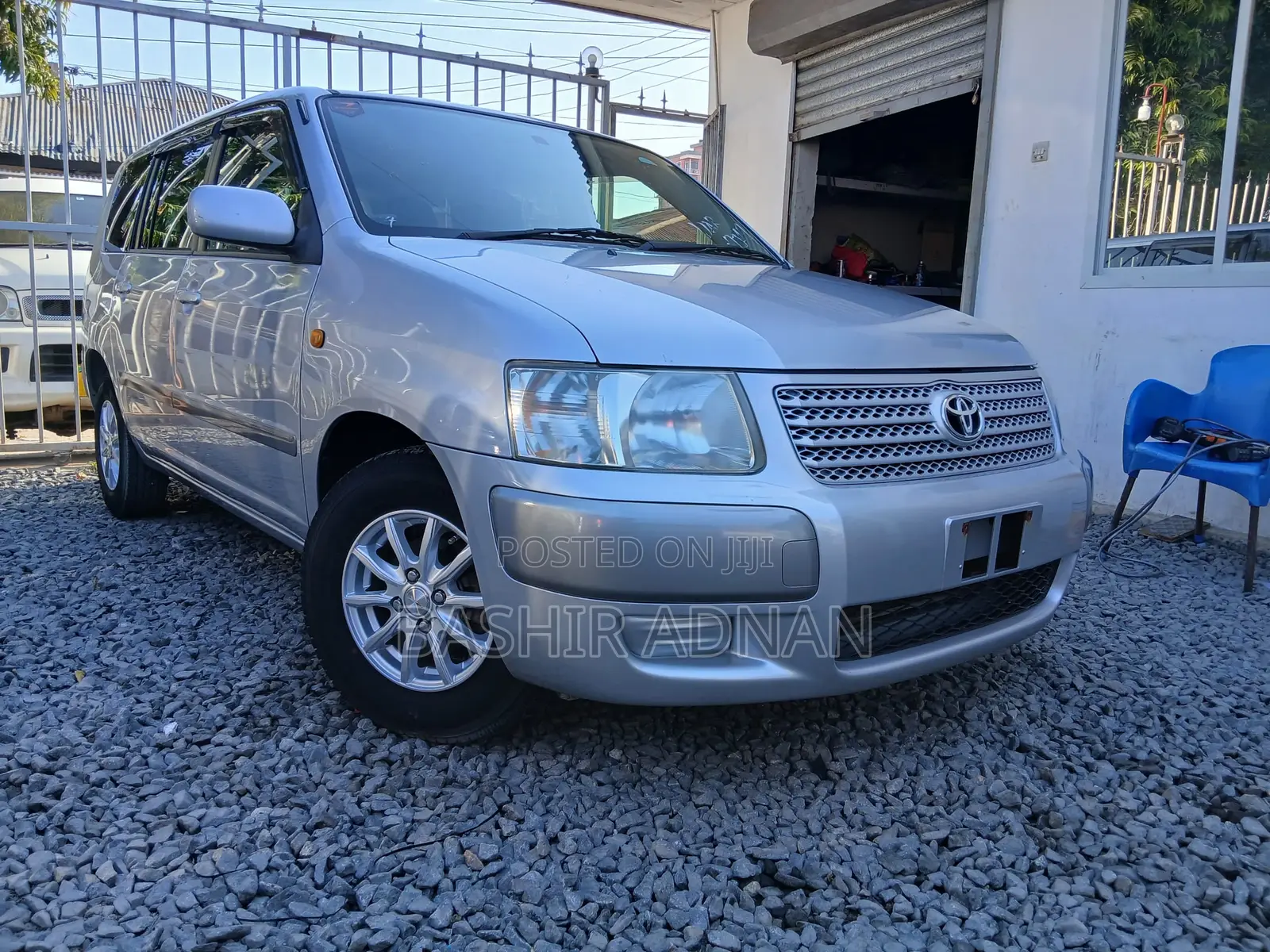 Toyota Succeed 2011 Silver