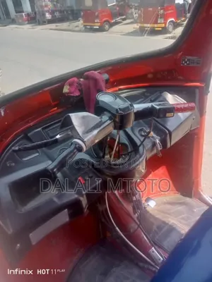 Bajaj 2004 Red