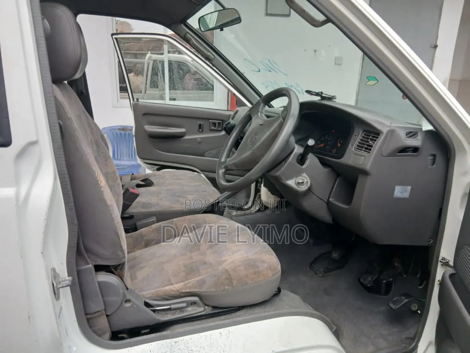Toyota TownAce 1999 White