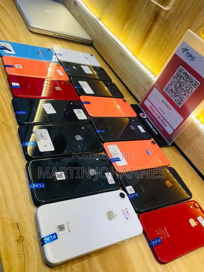 Apple iPhone XR 128 GB White