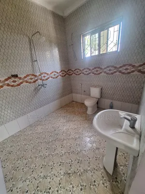 3bdrm House in Goba for sale
