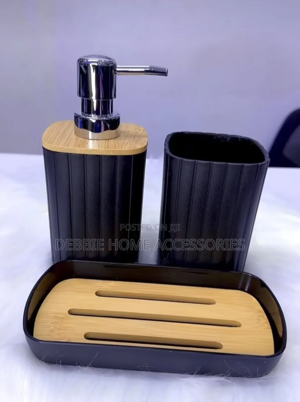 Bathroom Accessories Set