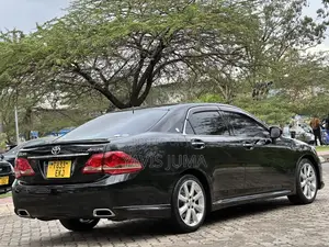 Toyota Crown 2009 Black