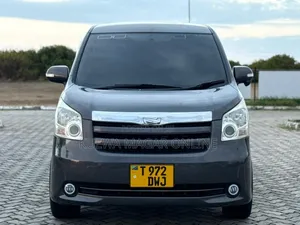 Toyota Noah 2009 Black