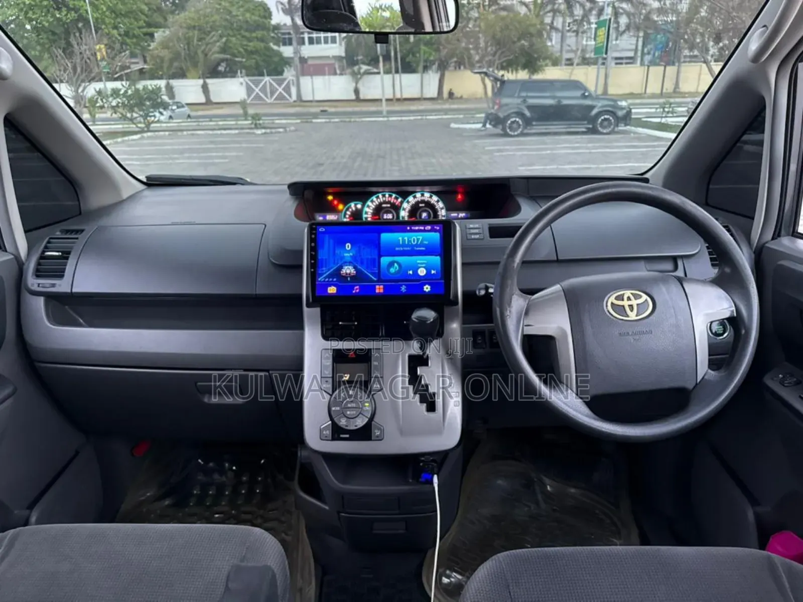 Toyota Noah 2009 Black