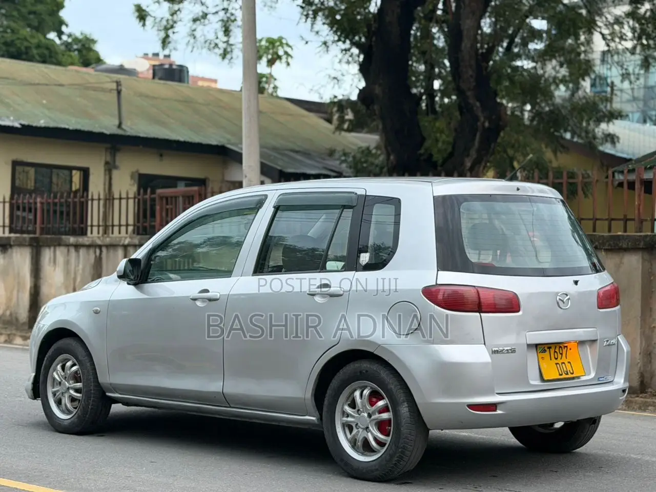Mazda Demio 2004 Silver