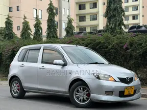 Mazda Demio 2004 Silver