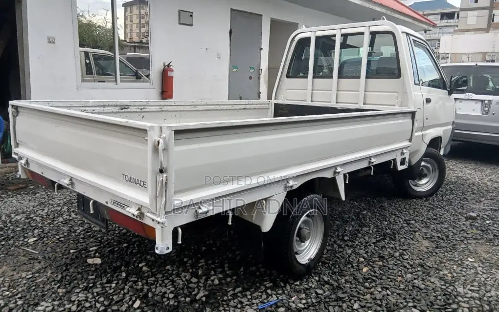 Toyota Townace 1999 White