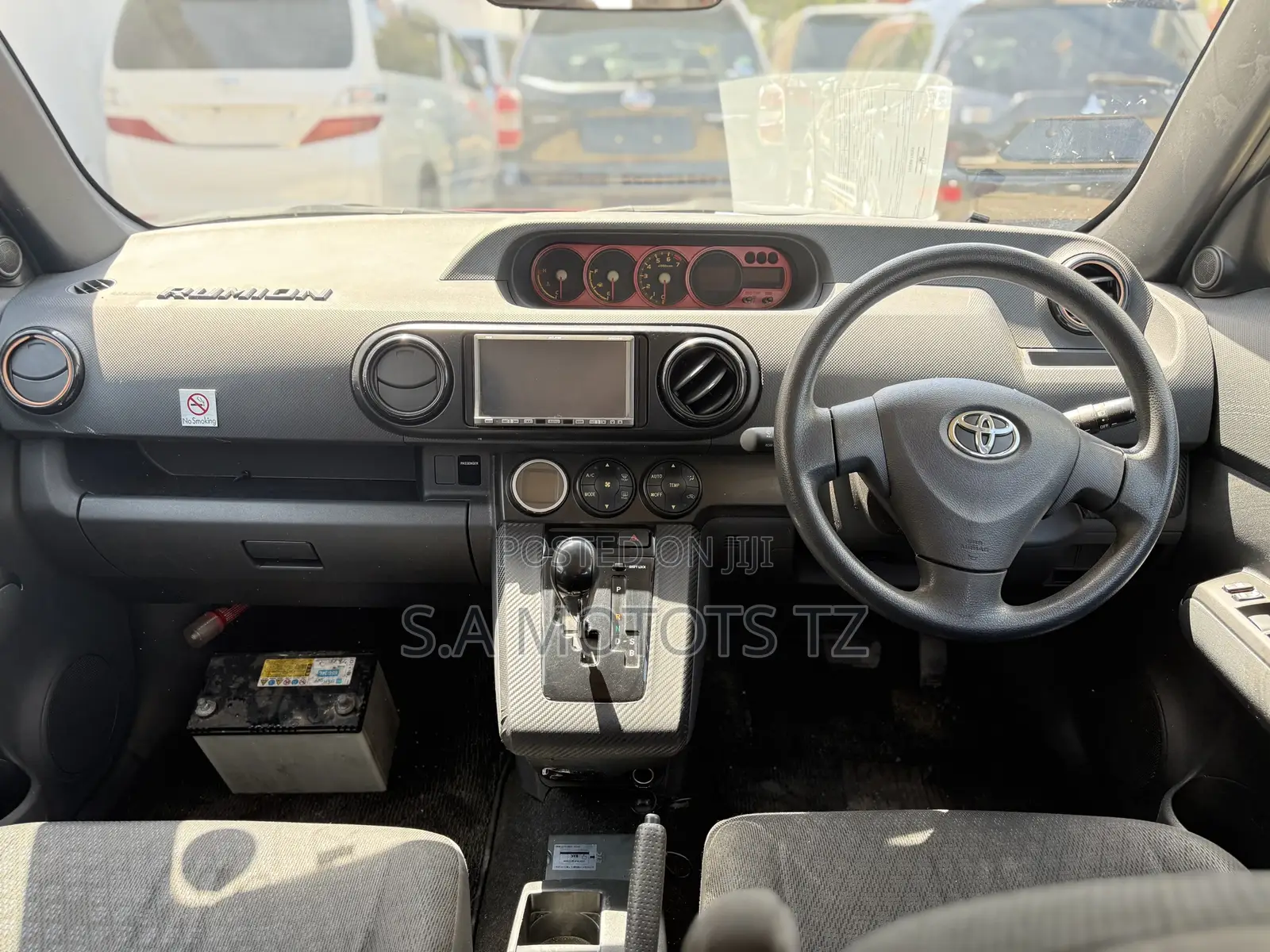 Toyota Corolla Rumion Hatchback 1.5 FWD 2008 Maroon