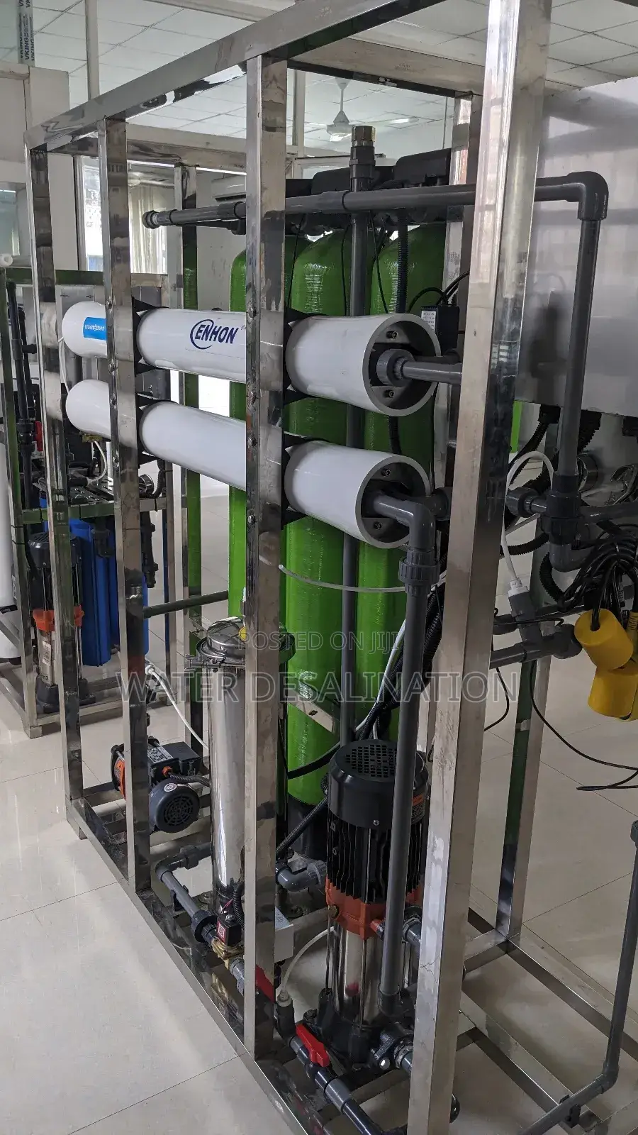 Reverse Osmosis Machine for Water Desalination and Treatment