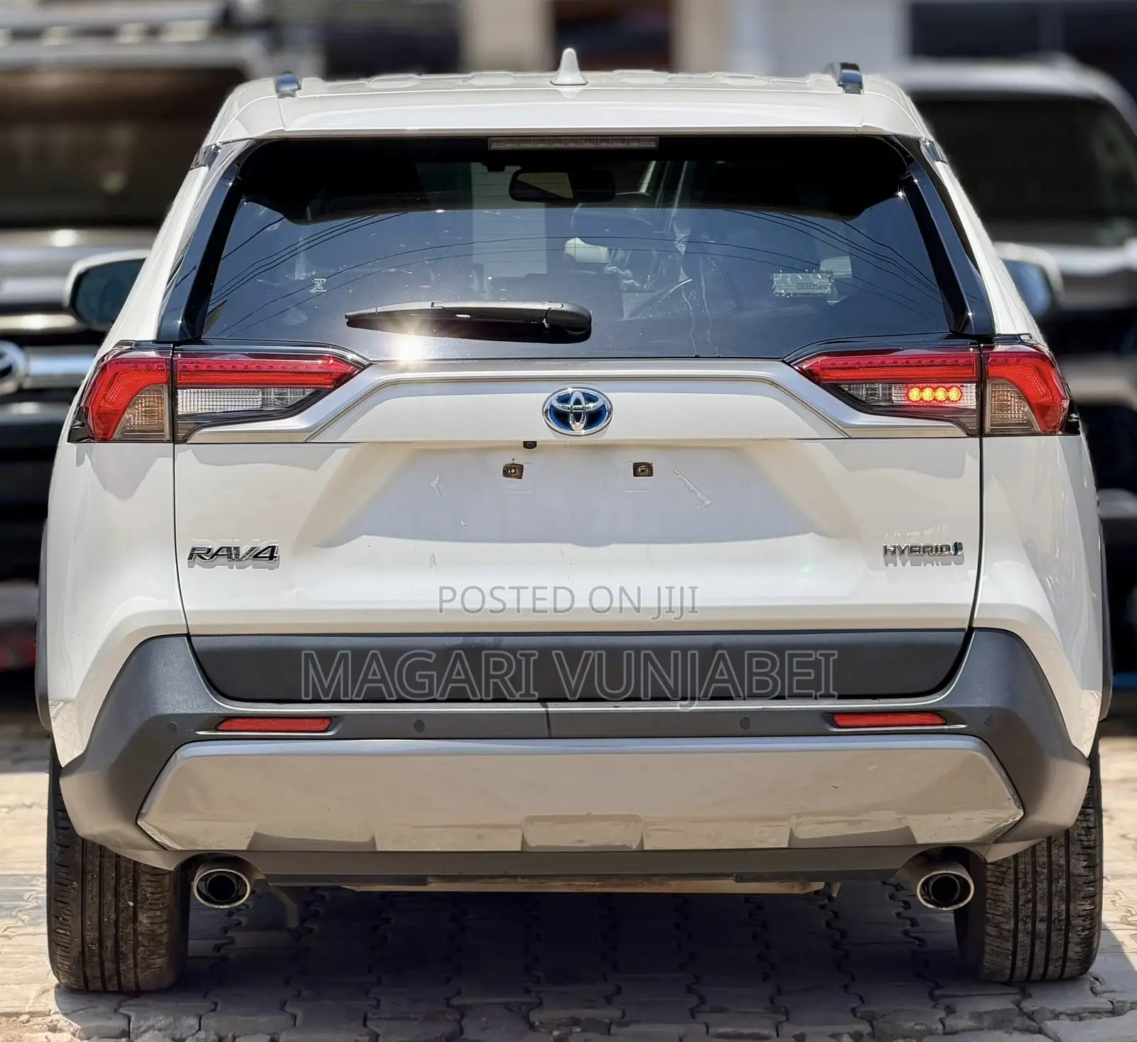 Toyota RAV4 Hybrid 2019 Off white