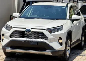 Toyota RAV4 Hybrid 2019 Off white