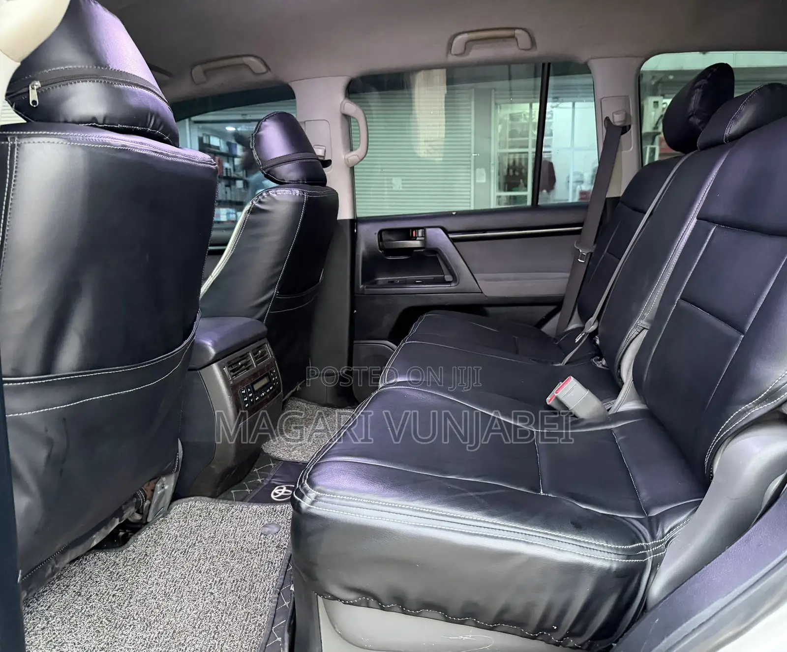 Toyota Land Cruiser 2015 Silver