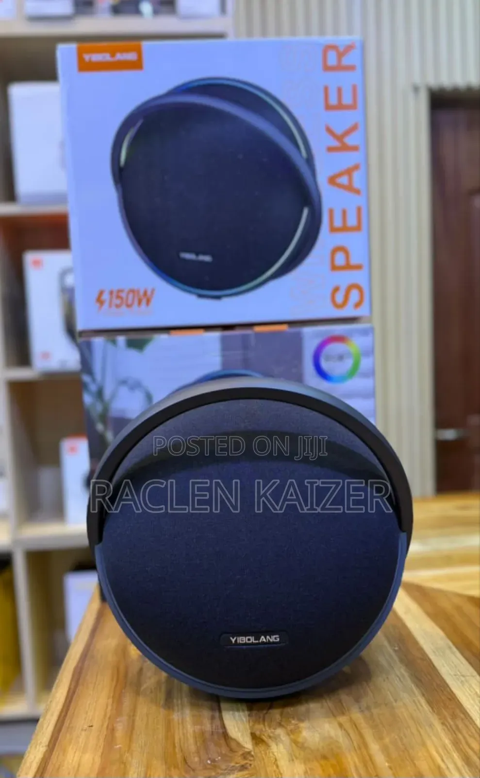 Speaker V122