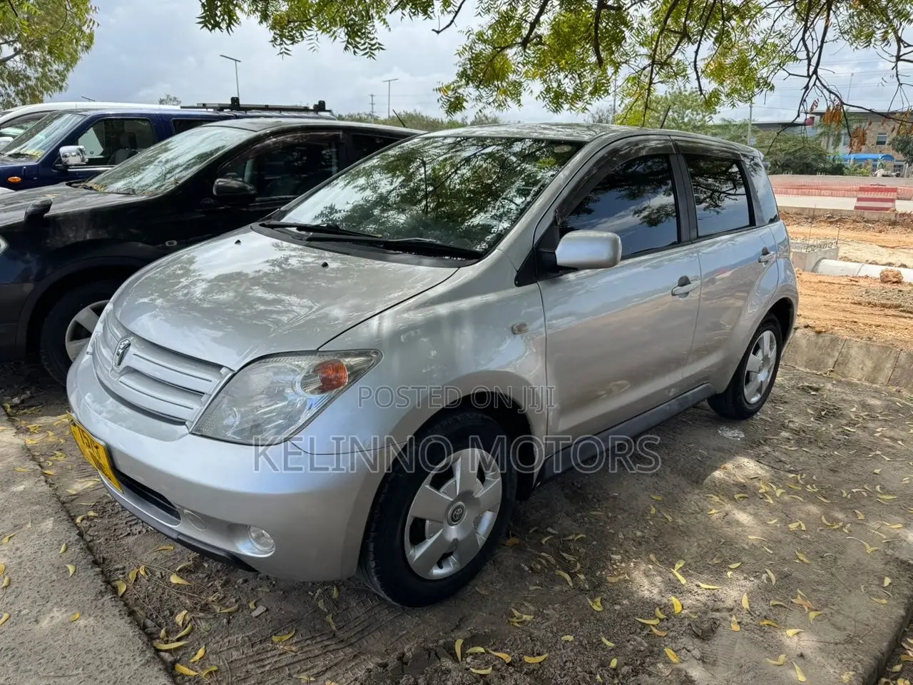 Toyota IST 2003 Silver