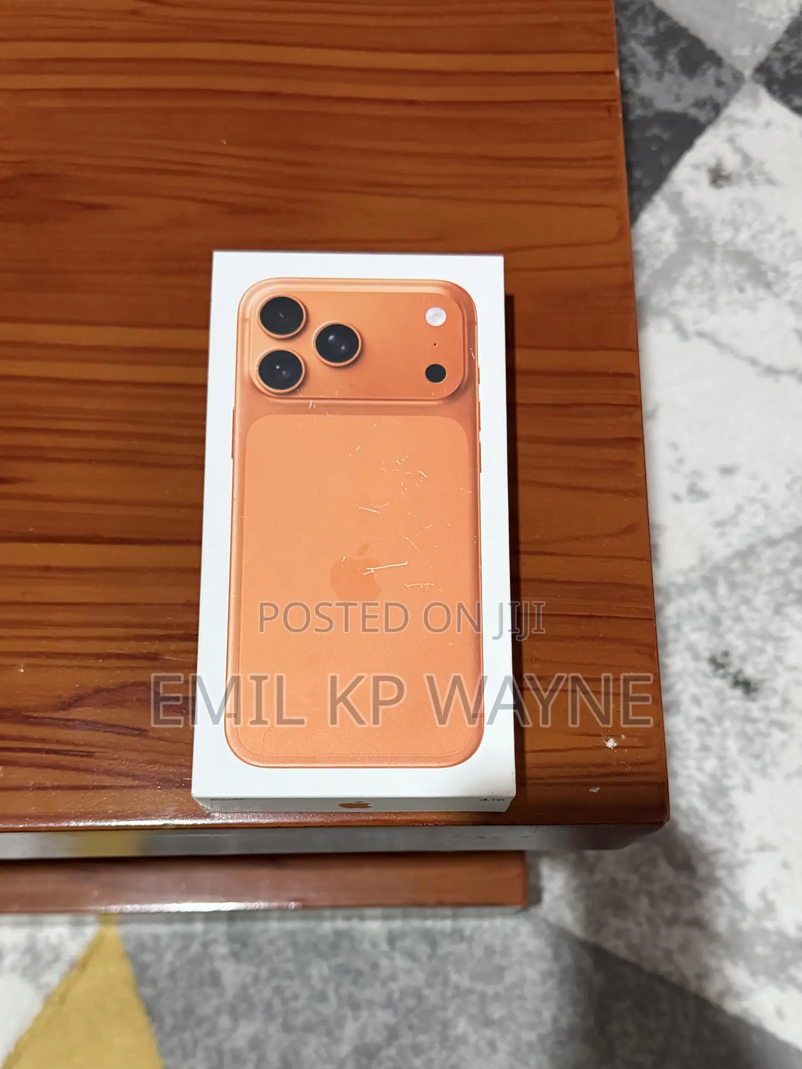 New Apple iPhone 17 Pro Max 256 GB Orange