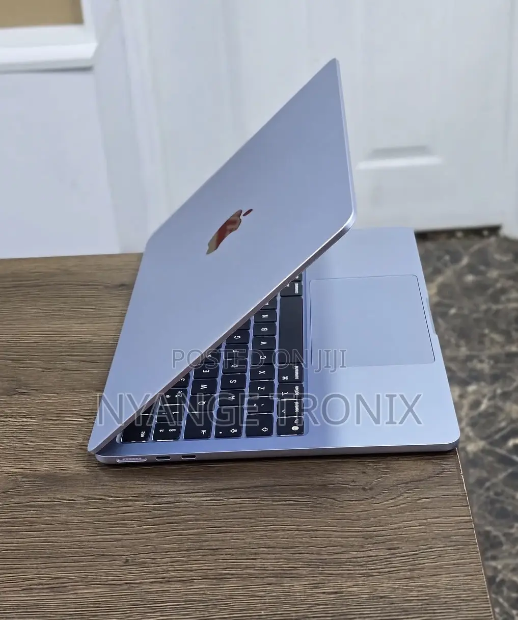 New Laptop Apple MacBook Air 2025 M4 15-Inch 24GB Apple M4 SSD 512GB