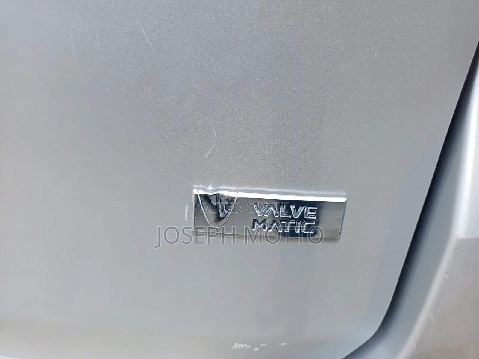 Toyota Noah 2.0 143hp AWD (7 Seater) 2008 Silver