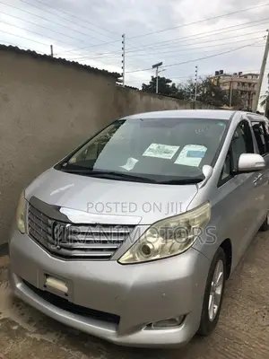 Toyota Alphard 2.4 Petrol AWD 2009 Silver