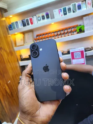 Apple iPhone 16 128 GB Black