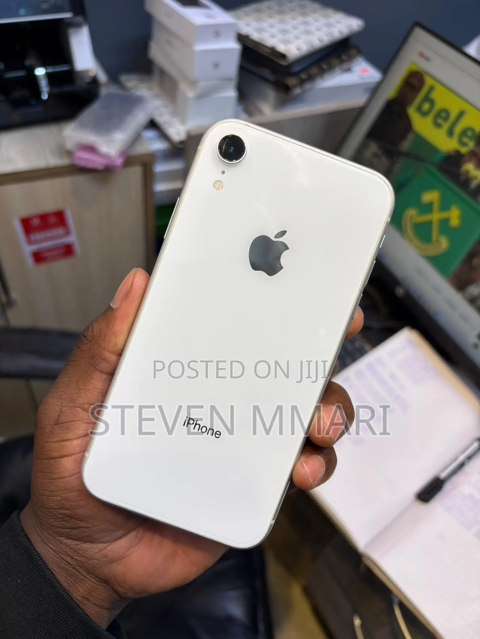 Apple iPhone XR 128 GB White