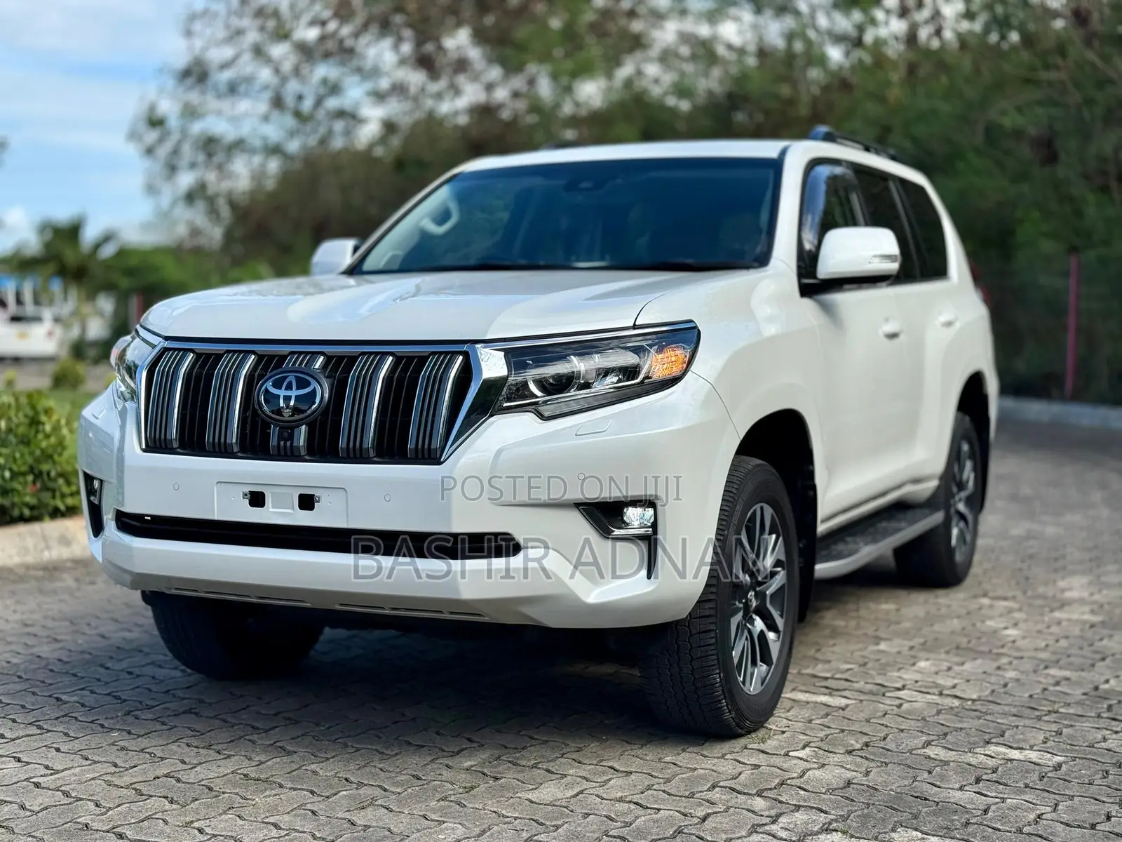 Toyota Land Cruiser Prado 2.8 2023 White