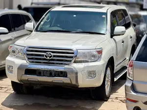 Toyota Land Cruiser 4.6 V8 ZX 2010 White