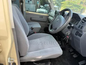 Toyota Land Cruiser 2014 Beige