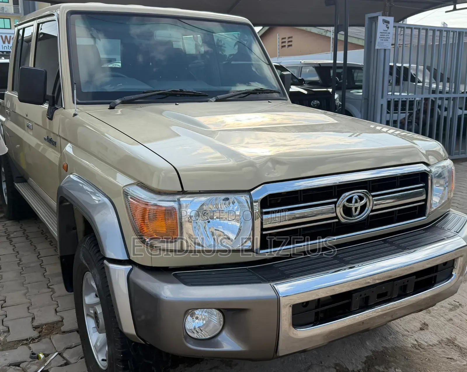 Toyota Land Cruiser 2014 Beige