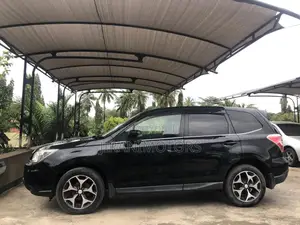 Subaru Forester 2.5i Limited PZEV 4dr SUV AWD (2.5L 4cyl CVT) 2015 Black