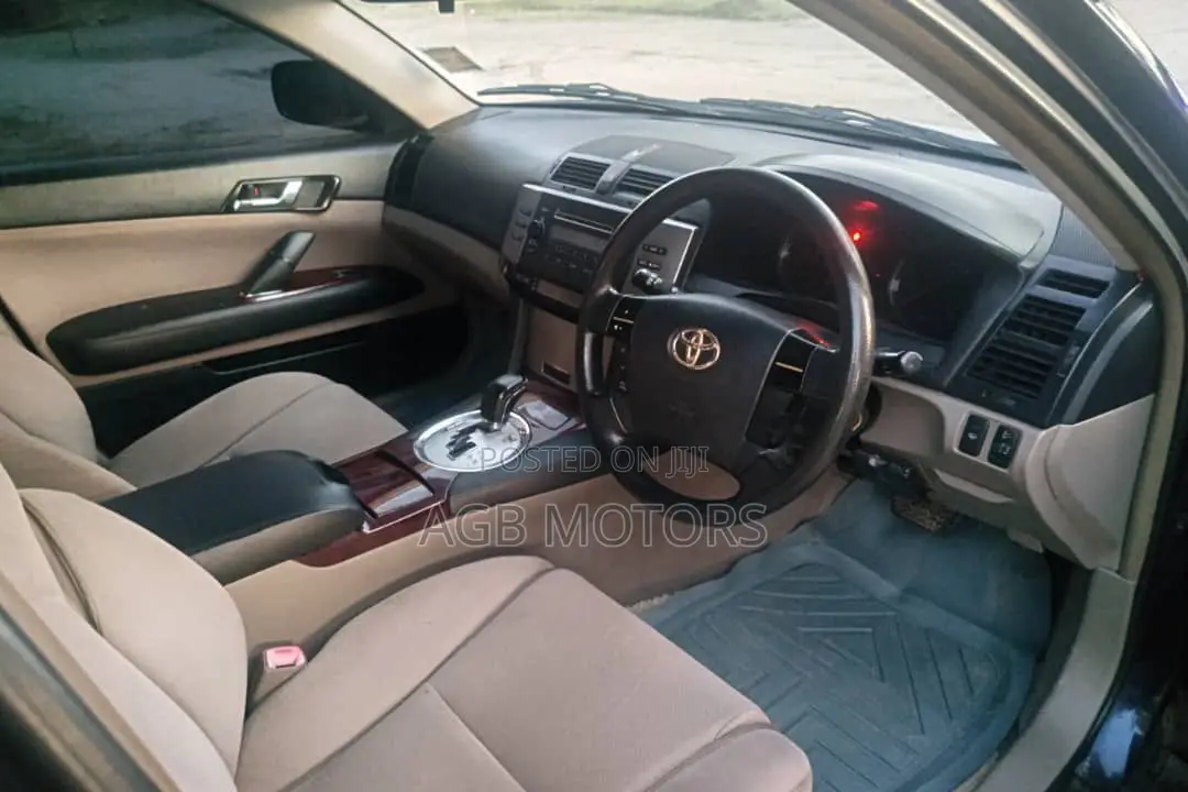 Toyota Mark X 2005 Blue