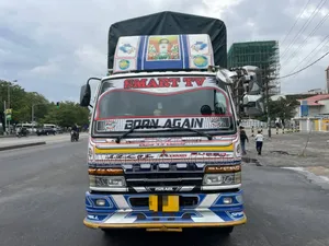 Mitsubishi Fuso 2000 White For Sale