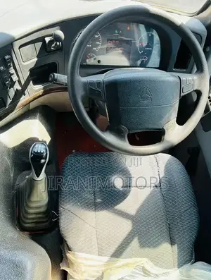 Howo Sinotruk Nx 380hp