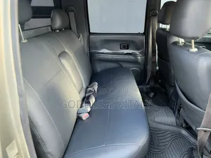 Toyota Hilux 2002 Blue
