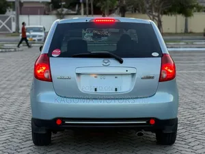 Mazda Verisa 2008 Blue