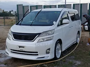 Toyota Vellfire 2009 White